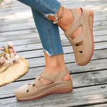 Women's Round Toe Stitched Wedge Thick Sole Hollow Out Hook And Loop Flat Sandals, Summer Outdoor - Apricot - View 5