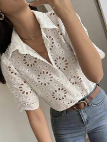 Áo kiểu nữ mùa hè phong cách Bohemian Pháp màu trắng thêu họa tiết rỗng, tay ngắn, cổ bèo nhún, thích hợp cho đi biển, dự tiệc hoặc mặc thường ngày. - trắng - Xem 10