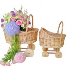 AWoven Rattan Shaped Flower BasketHandwoven Wicker Carriage Planter for Floral Arrangements Home Decor Wedding Centerpiece Table Decor Gift Basket with Wheels M - color primario - Ver 1