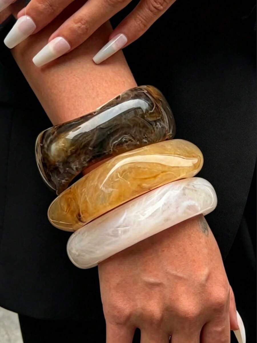 Brazalete asimétrico de resina transparente con diseño geométrico, pulsera de aleación para mujer - Multicolor C - View 1