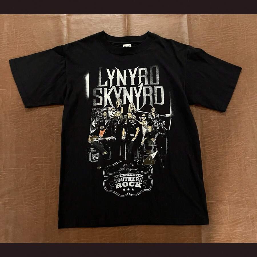 Lynyrd Skynyrd2 Band Shirt - 2008 Tour Tee - Size Medium - Black - View 1