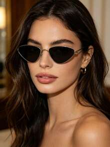 1 Pair New Triangle Ocean Lens Small Frame Metal Fashion Street Style Decorative Fashion Glasses - Silver - View 4