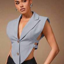 Blusa de mujer de verano, unicolor con cuello polo, bajo asimétrico, perforada con recorte lateral y botones dorados, blusa sexy para oficina, citas, conciertos, actuaciones, fiestas, clubes - Celeste - Ver 1