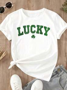 Lucky Shamrock T-Shirt For St. Patrick's Day, Women's Graphic Tee, White With Bright Green Lettering, Casual Crop Top, Lucky Shamrock Design, 100% Pure Cotton, Bohemian Style. - 白色 - 查看 3