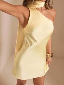 Vestido mini de satén elegante con hombros asimétricos y espalda descubierta en unicolor amarillo crema, vestido mini elegante con estampado, vestido mini sexy con espalda descubierta, vestido mini de satén amarillo con espalda descubierta, vestido de satén elegante con espalda descubierta para invitada de boda, vestido largo de dama de honor de satén, vestido mini elegante para cóctel - Rojo - Ver 10