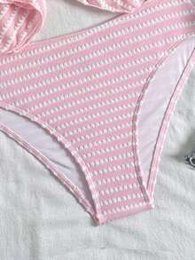 Swim Mod Conjunto de ropa de playa para mujer, de tela texturizada a rayas en color rosa claro, con diseño sin tirantes de tirantes finos, cordón delantero, elegante y casual, y dulce, para resort. Conjunto de ropa de baño de mujer, top de tirantes tipo camiseta y bikini. - Rosa Pálido - Ver 7
