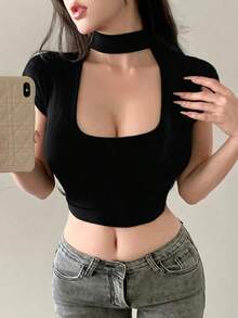 Camiseta de mujer de ajuste ceñido, cuello cuadrado, manga corta, súper corta y tipo boxy para el verano - Negro - Ver 1