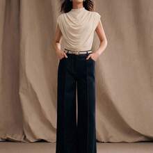 Top de mujer de cintura alta con diseño minimalista y plisado - Marrón - Ver 7