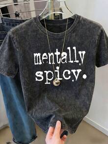大尺碼女款復古風「Mentally Spicy」做舊 T 恤，休閒舒適圓領短袖上衣，清新春夏款，適合日常休閒、海灘與戶外活動，黑色 - 黑色 - 查看 1