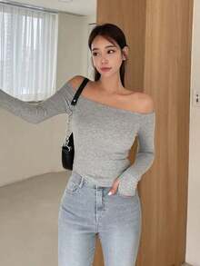 Camiseta ajustada de mujer de cuello de pico, azul marino sólido, ropa de primavera/verano/otoño, top de mujer de manga larga con hombros descubiertos - Gris 4 - Ver 3