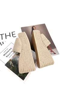 Women's Platform Sneakers With Jute Soles, Perfect For Walking Elegantly On Sunny Days, And With A Design That Combines The Natural And The Modern. - Apricot - View 4