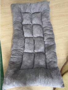 特大號柔軟舒適寵物狗床，厚實聚酯纖維狗沙發墊，適合大型犬 - Greyish White - 查看 11