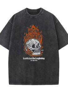 Camiseta de cuello redondo lavada con estampado de calavera y llamas negras, camiseta gráfica en excelente estado. - Negro - Ver 2