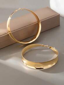 New Arrival European & American Versatile Exaggerated Big Metallic Earrings - Yellow Gold - View 7