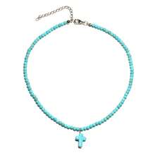 Collar de turquesa verde natural para mujer, collar de cadena con abalorio de turquesa bohemio, delicado colgante de cruz pequeña, joyería de verano para la playa - Rosa Rojo - Ver 2