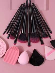 18PCS Professional Makeup Kit,Makeup&Cleaning Tools,Black&Pink Brushes With Beauty Tools,Complete Set For Foundation,Eyeshadow,Blush&Daily Skincare,All-In-One Kit - Black - View 6