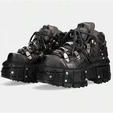 Vintage spanische High-Top-Schuhe mit Metallkeilsohle, dicksohlige Schuhe aus Rindsleder, dunkle Plateau-Schuhe im Punk-Stil für Damen - Metallschnalle an der Schuhsohle - Übersicht 2