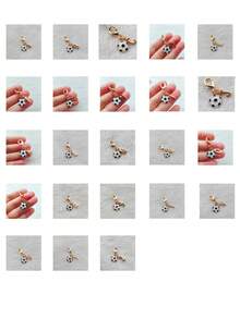 Exquisite Football Pendant Gold A-Z Letter Keychain, Gold Letter Charm, Cute Key Ring Handbag Pendant, Bag Charm, Keychain Bag Accessory, Phone Case Wallet Car Key Accessory - Multicolor - View 4