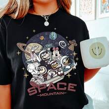 Disney Women's And Men's T-Shirts Vintage Distressed Astronaut Crew Space Mountain Printed Oversized T-Shirts, 100% Cotton Retro Short-Sleeved Casual Shirts, And Graphic Printing T-Shirts For Disney World Family Vacation Matching Outfits - màu đen - Xem 1