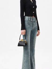 Pochette piccola con clip in metallo, tracolla regolabile, dimensioni compatte per l'uso quotidiano. - nero - Visualizzare 4