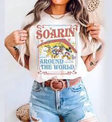 Disney Unisex Loose T-Shirt  Soarin Around The World Retro Short Sleeve Tee, Cute Mickey & Friends Hang Glider Adventure Print. Suitable For Disney Travel, Casual Outings And Holiday Gatherings. Premium Cotton Material, Breathable And Durable. Eye‑Catch Vintage Design For Family Matching Wear And Gift‑Giving. - trắng - Xem 6