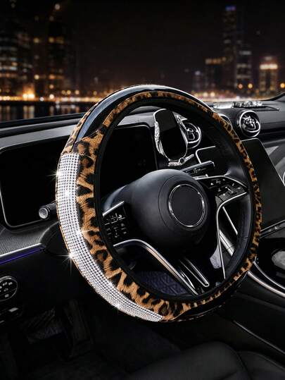 Vỏ bọc vô lăng họa tiết da báo đính đá Bling, bảo vệ vô lăng ô tô bằng da PVC cao cấp, thiết kế không vòng trong, chống trượt & thoáng khí, phù hợp phổ biến cho 14.5-15 inch (Ô tô/SUV), phụ kiện nội thất thời trang & thoải mái cho nữ giới