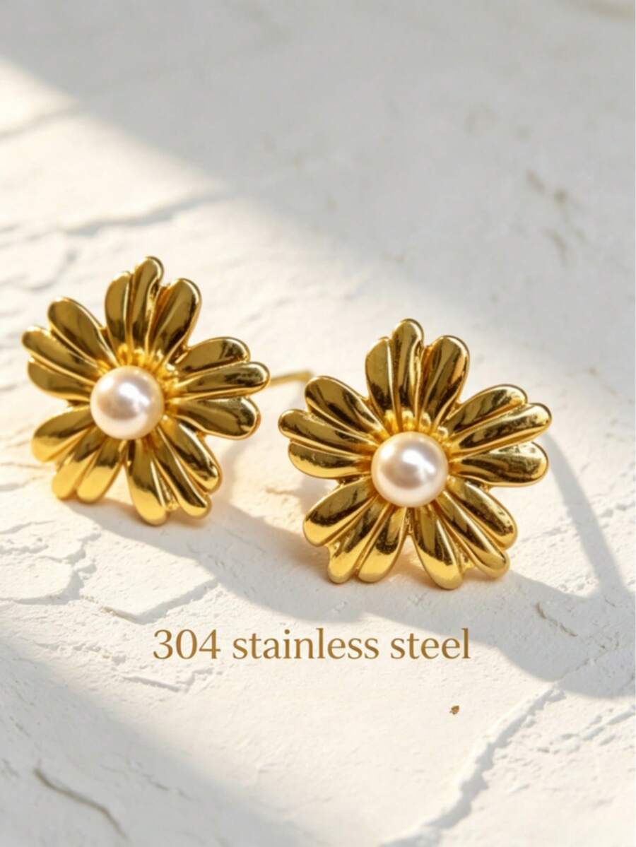 Vintage Sweet Daisy Stud Earrings, Gold-Plated 3D Petal Texture, 304 Stainless Steel Skin-Friendly Hypoallergenic, Eye-Catching Accessory For Wedding Bridesmaid, Best Friend Gathering, Summer Travel, Back To School, Global Vacation, Business Commute, And Romantic Date