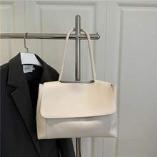 Bolso de mano moderno y versátil para mujer, estilo casual elegante con un toque de alta gama, bolso de hombro estiloso ideal para ir de compras, bolso tote texturizado de gran capacidad, nuevo modelo de verano 2026, bolso de axila, diseño exclusivo, bolso de hombro sencillo. - Marrón - Ver 4