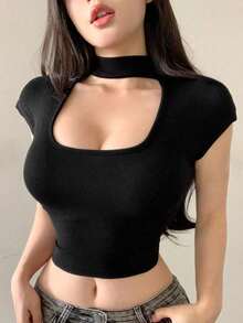 Camiseta de mujer de ajuste ceñido, cuello cuadrado, manga corta, súper corta y tipo boxy para el verano - Negro - Ver 7