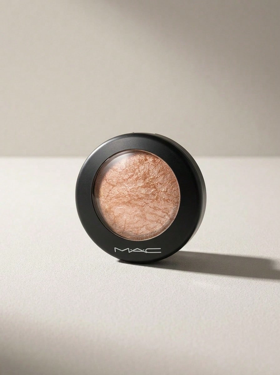 MAC Mineralize Skinfinish Global Glow 10 g - التوهج العالمي - مشاهدة 1