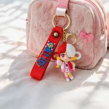 MINISO One Piece Uta 角色鑰匙圈，動漫迷你公仔包飾吊飾，附紅色矽膠掛繩與金色夾扣鉤，背包錢包配件，開學季禮物 - 樣式 1 - 查看 5