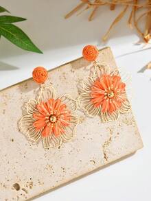 1 Pair Bohemian Beach Ocean Vacation Style Handmade Raffia Woven Orange Flower Hollow Earrings, Fashionable Elegant Hollow Floral Pendant Earrings Suitable For Women's Daily Wear, Vacation And Banquet - Orange - View 4
