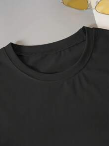 MVE00 Vestido de  con estampado de labios - Negro - Ver 3