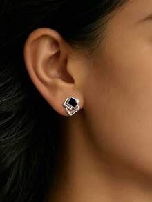1 Pair High-Quality Geometric Square Stud Earrings, Minimalist Double-Layer Design, Black And White Shell Style, Hypoallergenic Copper Material, Suitable For Daily Wear, Office, Party, Valentine's Day, Birthday, Thoughtful Gift For Women, Girlfriend, Wife, Fashion Accessory - A - View 5