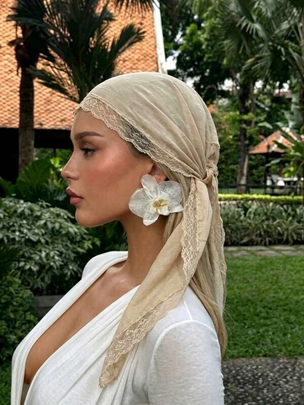1 Piece Vintage Lace-Trimmed Scarf 100x100cm, Women's Delicate Floral Lace Shawl, Soft Breathable Wrap For Daily & Casual Wear