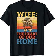 Wife The Heart Of Our Home Wife Gift Unisex T-Shirt - 黑色 - 查看 6