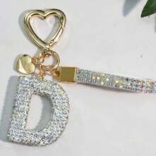 Móc khóa chữ cái A-Z đính đá lấp lánh, khóa hình trái tim vàng với mặt dây chuyền "LOVE YOU" và dây đeo đính đá lấp lánh, phụ kiện trang trí túi xách thanh lịch, món quà tốt nghiệp và sinh nhật hoàn hảo. - trắng - Xem 23
