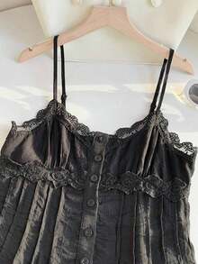 Top de tirantes de verano con diseño de botones e inserto de encaje amarillo para mujer - Negro - Ver 5