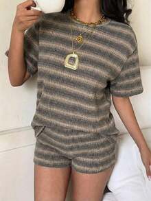 Conjunto de camiseta de manga corta y pantalones cortos de punto a rayas para mujer de estilo casual - Albaricoque - Ver 6