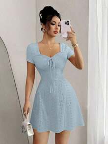 Nuevo 2026  Nuevo vestido mini de verano de ajuste ceñido con nudo delantero, de punto jacquard de crema de mantequilla sexy para mujeres - Celeste - Ver 3