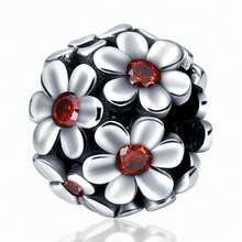 Một chiếc charm mạ bạc chủ đề hoa với thiết kế độc đáo kết hợp các yếu tố của hoa đào, hoa ly và hoa tulip. Mặt dây chuyền tráng men này được điểm xuyết bằng kim cương và có thể kết hợp với vòng tay hoặc dây chuyền. Là một phụ kiện làm trang sức tươi mới và thanh lịch, nó toát lên vẻ quyến rũ mềm mại và nữ tính, hoàn hảo cho cả các dự án DIY và đeo hàng ngày. - Nhiều màu - Xem 15