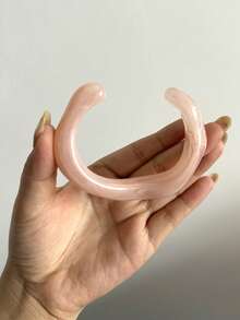 Set de 4 piezas de pulseras abiertas onduladas de unicolor de resina acrílica minimalista vintage elegante, adecuadas para uso diario, vacaciones, fiestas, Día de San Valentín, apilables, nuevos lanzamientos 2026 - Rosa - Ver 25
