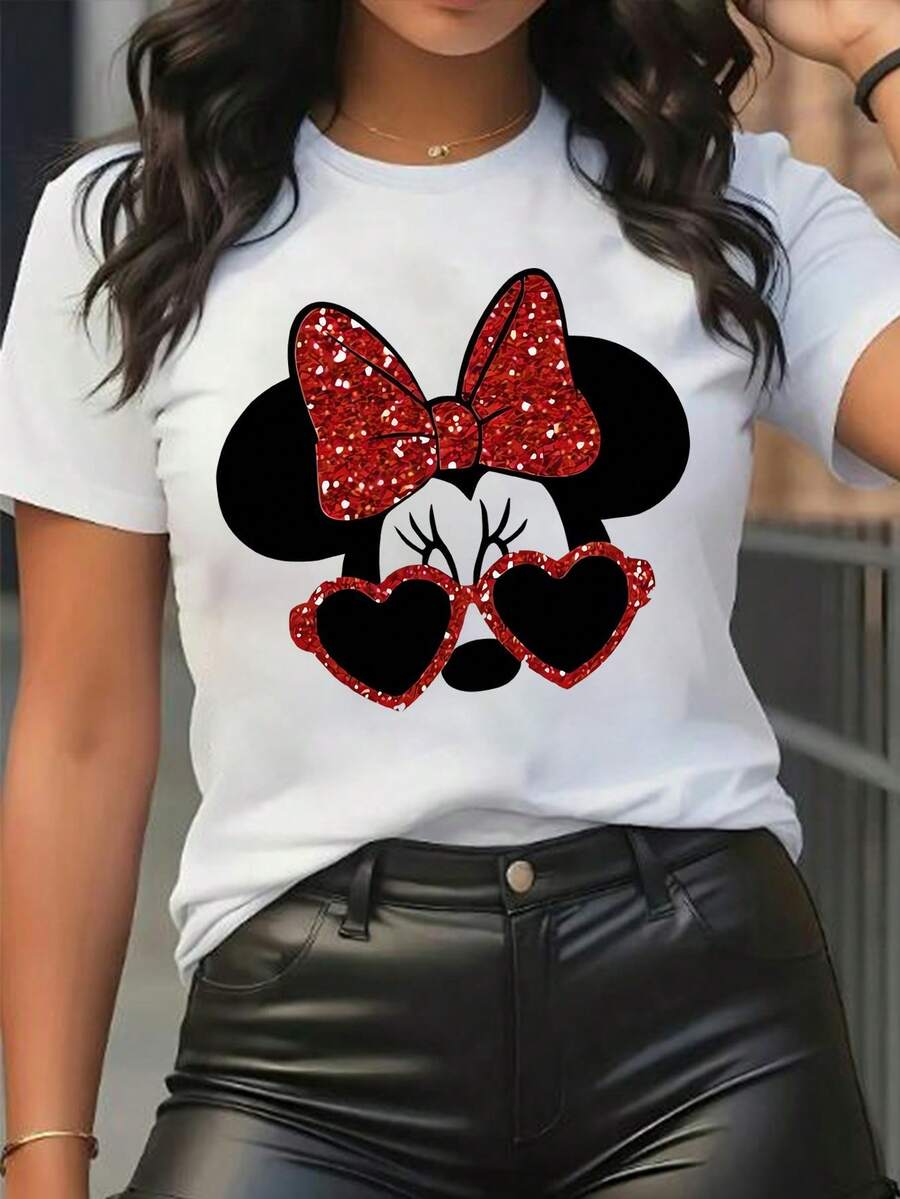 Disney-Licensed Women's Product Featuring A Printed Design, Red Sequin Bows, Heart-Shaped Glasses, And A Minnie Mouse Head. This Short-Sleeved, Round-Neck T-Shirt Is Casual, Comfortable, Stylish, And Versatile, Suitable For Spring And Summer. - trắng - Xem 1