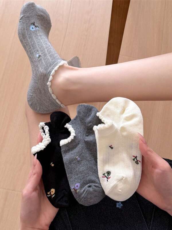 4 Pairs Women's Breathable Sweet Floral Pattern Boat Socks, Invisible Socks, Non-Slip, Fashionable, Soft & Comfortable, Suitable For All Seasons
