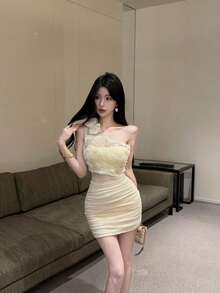 An Elegant And Sophisticated Halter-Neck Women's Dress With An Open Back. Perfect For Summer. The Slim Silhouette Offers Excellent Figure-Flattering Effects. An Ideal Dress For Summer. - Apricot - View 2