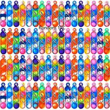 1 pieza Llavero con forma de corazón esponjoso, juguete antiestrés de silicona suave con burbujas que se revientan, juguete portátil para aliviar el estrés, adecuado para todas las edades, excelente para volver a la escuela, juguete de relajación en el aula - Multicolor - Ver 15