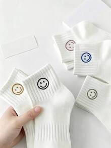 5 đôi tất cổ ngắn nữ kiểu dáng tối giản Ins Style màu trắng in hình mặt cười. - Nhiều màu - Xem 3