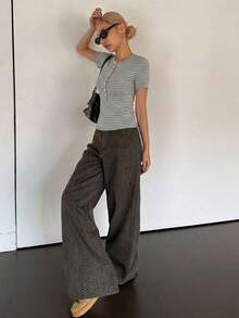 Camiseta ajustada de mujer de cuello redondo y manga corta con abertura delantera - Gris - Ver 4