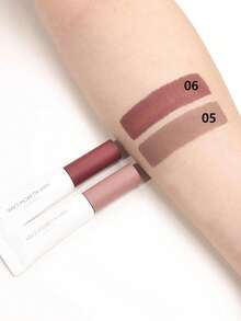 Rom&nd Romand HAN ALL BROW CARA 05 DUSKY ROSE，輕盈髮絲感描繪，柔焦天鵝絨質感，植物基眉毛呼吸技術，灰褐色髮質感，清新茶絨觸感，溫暖焦糖羽毛感，口袋式眉毛塑形組，韓系美妝，9g/0.32oz - 05 DUSKY ROSE - 查看 7