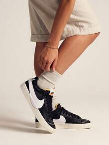 Nike Blazer Low '77 Jumbo - cánh buồm đen/trắng - Xem 1
